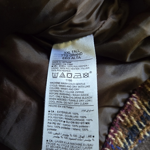 Old Navy thick quilted vest - Picture 7 of 9